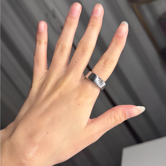 Oura Ring (gen 3) Size 6 - Silver